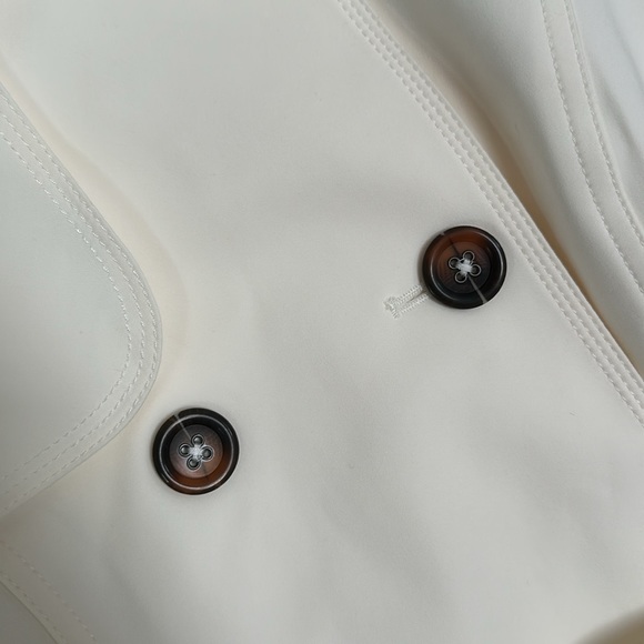 Express Trench Coat - Cream - XS - Picture 14 of 15